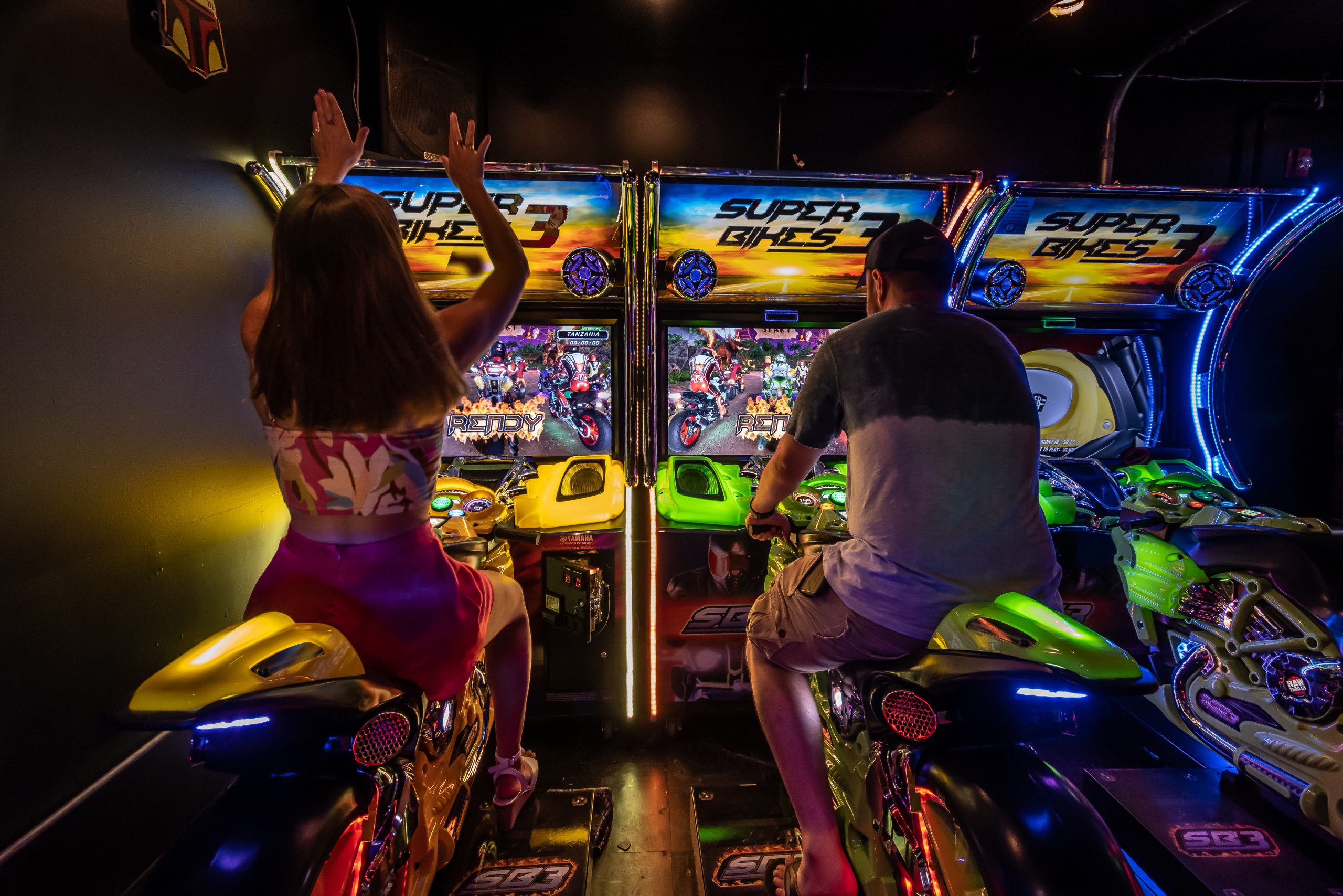Starport arcade and bar reopens on Walnut Street